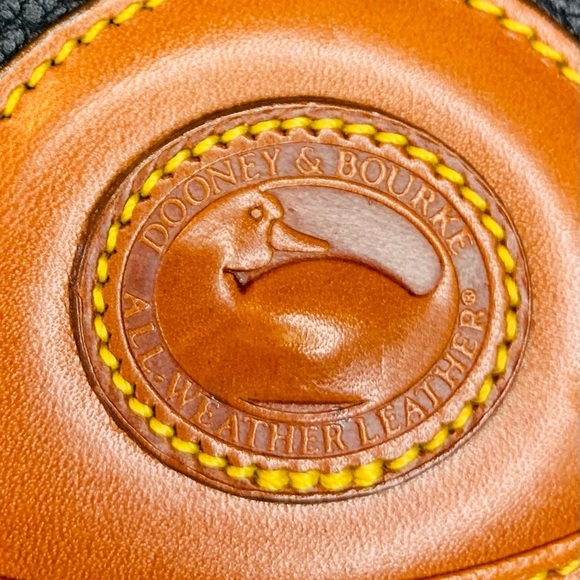 Vintage Dooney & Bourke All Weather Black and Tan Mini Crossbody/Belt Bag NWT! - Picture 10 of 11